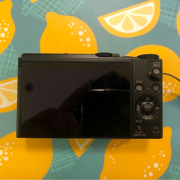 Panasonic Lumix DMC-LX10 (LX15 in some markets) - Picture 7 of 11